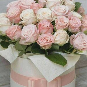 Розы в шляпной коробке (AirBoxFlowers) модель-14